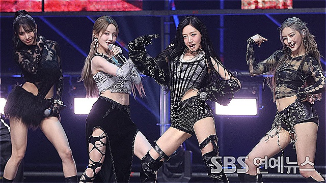 키스오브라이프, 자신감 꽉 채운 'Who is she'