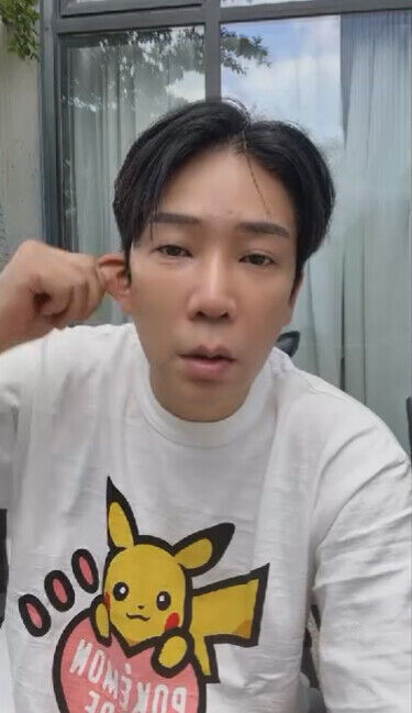 MC Mong, Who Defended Cha Ga-won as a 'Pitiful Person,' Continues TikTok Live After Arrest Warrant Request