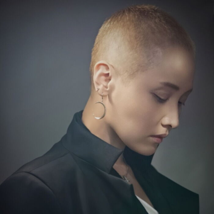 Lee Sora Returns After 7 Years with New Summer Ballad