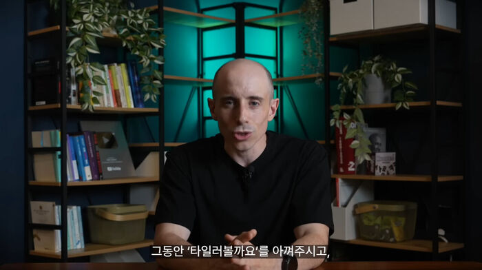 Tyler Rasch to Close YouTube Channel with 810,000 Subscribers; Fans Speculate About Him 'Leaving Korea'