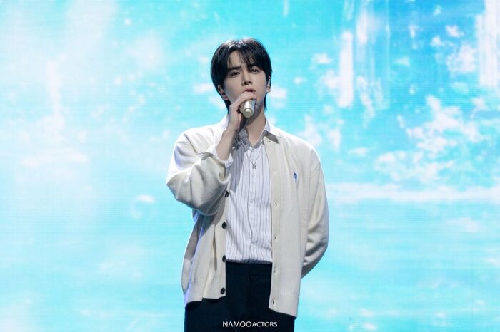 THE BOYZ YOUNGHOON Successfully Wraps Up First Solo Fan Meeting: "I Will Become an Artist and Actor Who Repays Fans' Love"