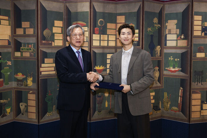 BTS' RM Donates 100 Million Won to National Museum of Korea to Help Acquire Artifacts: "I Will Continue to Promote Our Culture"