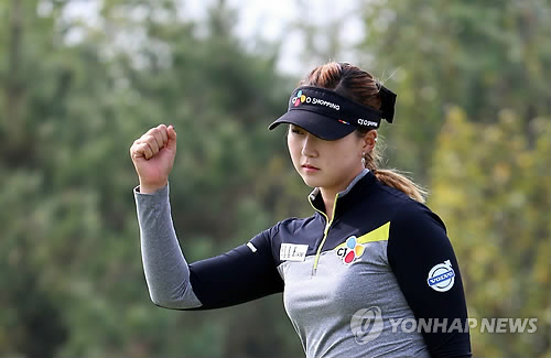 //img.sbs.co.kr/newsnet/golf/upload/2014/10/20/30000425327.jpg 이미지