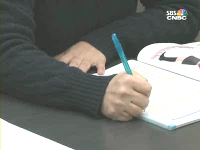 직장인</font>, 밥 보다 공부?…점심 시간 활용한 자기계발 열기 '후끈'