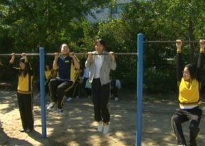 "고교생 10명 중 4명 체력 최저등급"