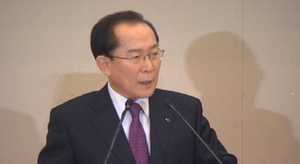 이회창 "보편적 복지정책, 참으로 무책임한것"