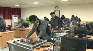 마이스터고 첫 졸업생 배출&hellip;취업률 92%