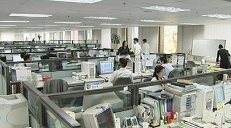 10대 재벌 생산액, 상장사 전체의 절반 넘었다