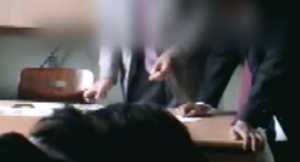 "여기에 다시 써"&hellip;교사가 답안지 조작 의혹