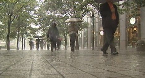 오늘부터 본격 장마…150mm 이상 호우 조심