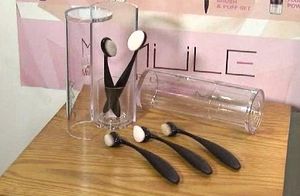 '쉽고 빠르게' 메이크업 브러시의 올바른 사용법은?