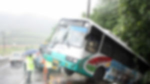 부산서 빗길에 마을버스 넘어져&hellip;10명 경상