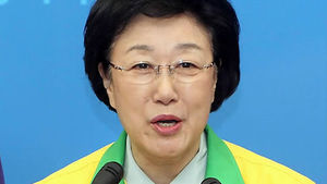 검찰, 한명숙 前총리 항소심서 징역 4년 구형