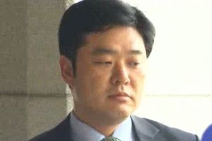 최종석 전 행정관 조사 중&hellip;이영호 30일 소환