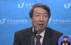 정운찬 전격 사퇴&hellip;정치 참여 의지 내비쳐