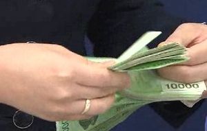 가계부채, 개인 가처분소득의 137%로 악화