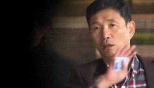 'BBK 가짜편지' 신명 검찰 출석&hellip;배후 등 조사