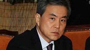 이상돈 "비선조직, 가족 의존 결정 대통령은 100% 실패"
