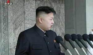 북한, 대규모 열병식 가져&hellip;김정은 육성 공개
