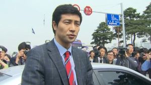 문대성, 동아대에 교수직 사직서 제출