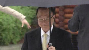 최시중, 검찰 출석&hellip;박영준 전 차관 자택도 압수수색