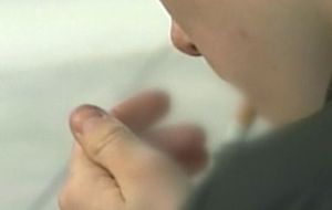 [건강] "금연 힘들면 오메가3 풍부한 생선 먹어라"