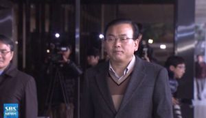 검찰, '인허가 비리' 박영준 혐의 입증하는 대로 소환