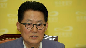 박지원 "이석기&middot;김재연 의원 자진사퇴 요구"