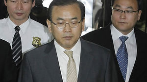 박영준 구속영장 발부&hellip;강철원 영장은 기각