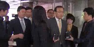 '인허가 비리' 박영준&middot;강철원 구속 여부 7일 밤 결정