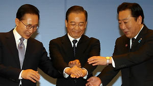 한&middot;중&middot;일 정상 "3국간 FTA 협상 연내 개시"