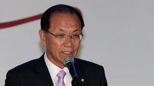 황우여 "일본 정부, 다케시마날 행사 자체 못하게 해야"