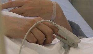 국립암센터 "암에 걸리면 '치료비'가 가장 큰 걱정"