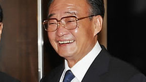 BBC "중국 우방궈 외교불만에 영국 방문 취소"