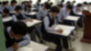 고교생이 흡연 사실 확인하려는 교사 때려