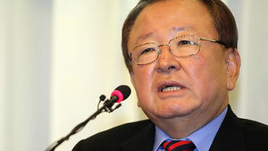 강만수 산은금융 회장 임기 1년 남기고 사의표명