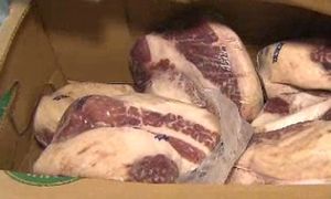 '유통기한 조작' 미국산 쇠고기 4t 유통 2명 입건