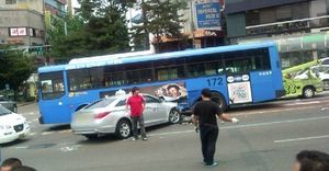 택시가 '파란불 횡단보도'로 끔찍 돌진, 왜?