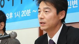 송호창, 안철수측 회견장에 깜짝 등장 `눈길'