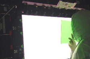 '90조원 가치' 삼성&middot;LG 아몰레드 기술 유출