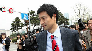 '논문표절' 탈당 문대성 새누리당 재입당 신청