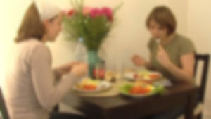 "쾌락은 신체에 부정 효과&hellip;연대감은 긍정 효과"