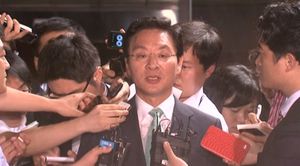 정두언 "그분들은 다 누렸지만&hellip;난 불행했다"