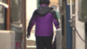 5살 손녀를 버릴 수밖에 없었던 외할머니의 사연