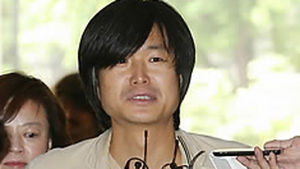 '나꼼수' 주진우 귀국&hellip;4월초 검찰 조사 예상