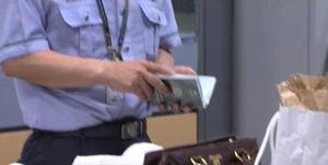 "해외여행 '최악의 선물'은 불법 보양식"