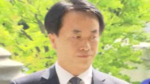 김희중 "대통령을 입에 담는 게 불경"