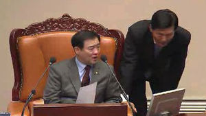 강창희 국회의장, 총리 해임 건의안 직권상정