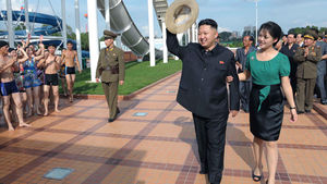 북한 김정은 부부, 조선인민군 군악단 연주회 관람