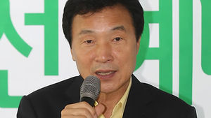 손학규 "정당 하루아침에 되지 않아&hellip;연대설 무리한 시각"